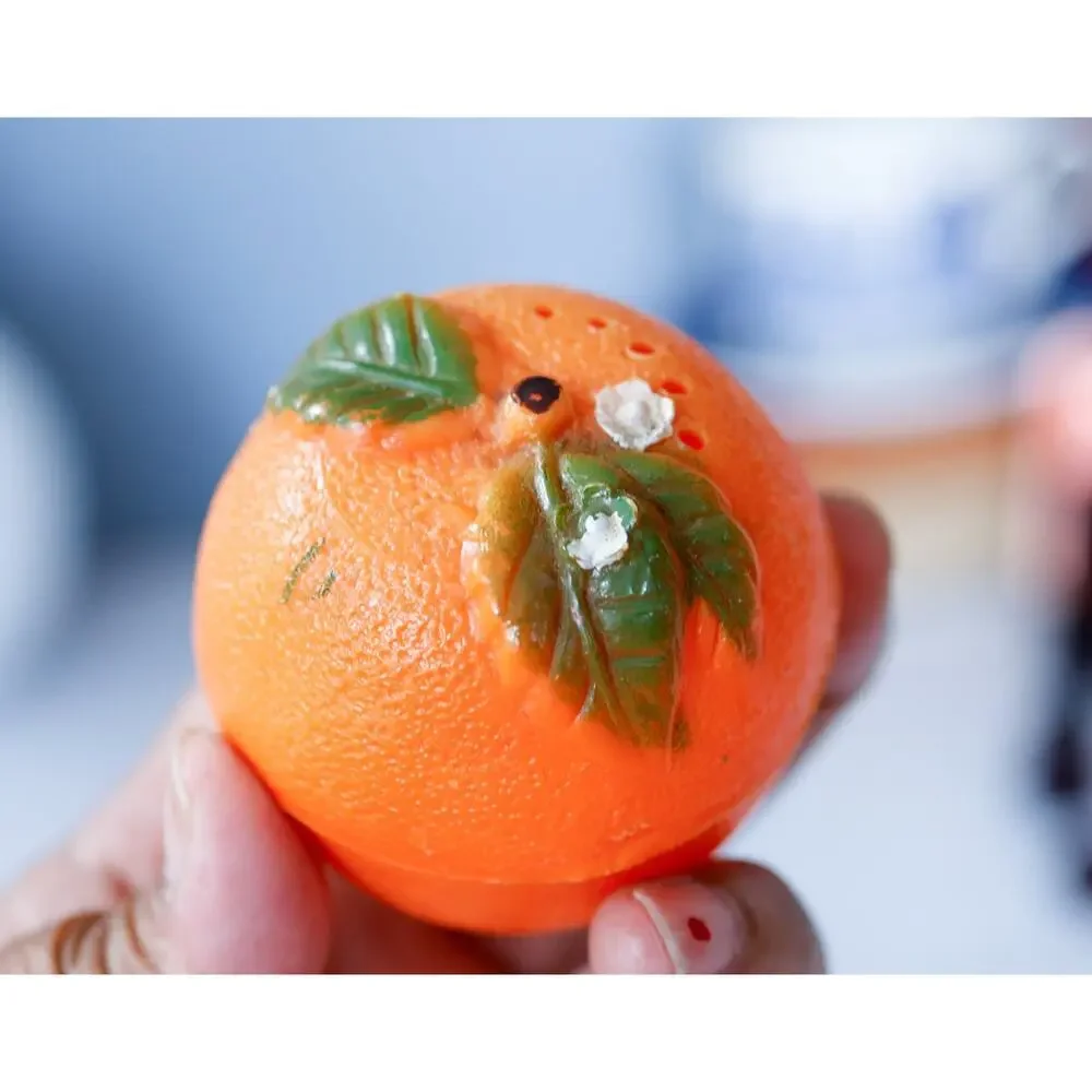 VTG Florida Orange in Crate Salt Pepper Shakers MCM Retro Cottagecore Farmhouse